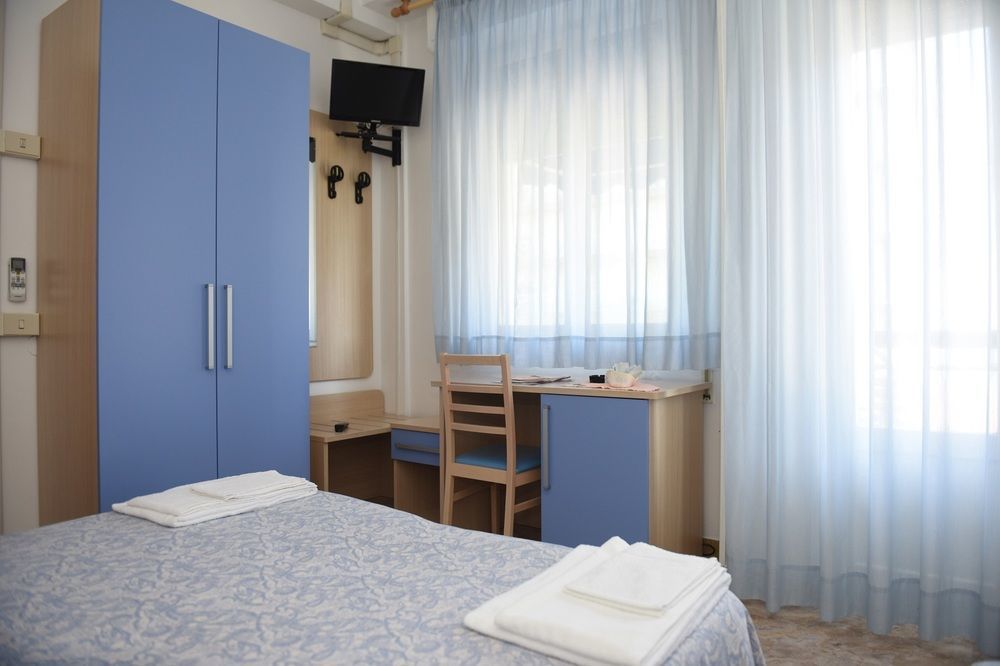 Rivazzurra Hotel Pesaro Exterior photo